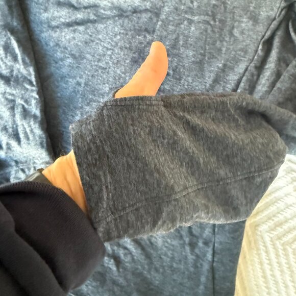 Lululemon Athletica Surge Warm Half Zip Pullover Men's Size M - Picture 2 of 4